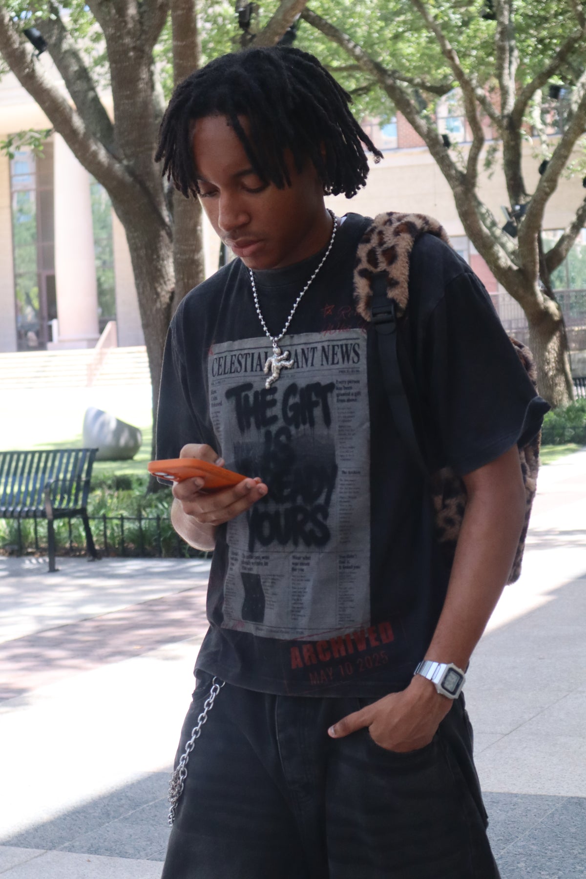 NEWSPAPER TEE (BLACK)