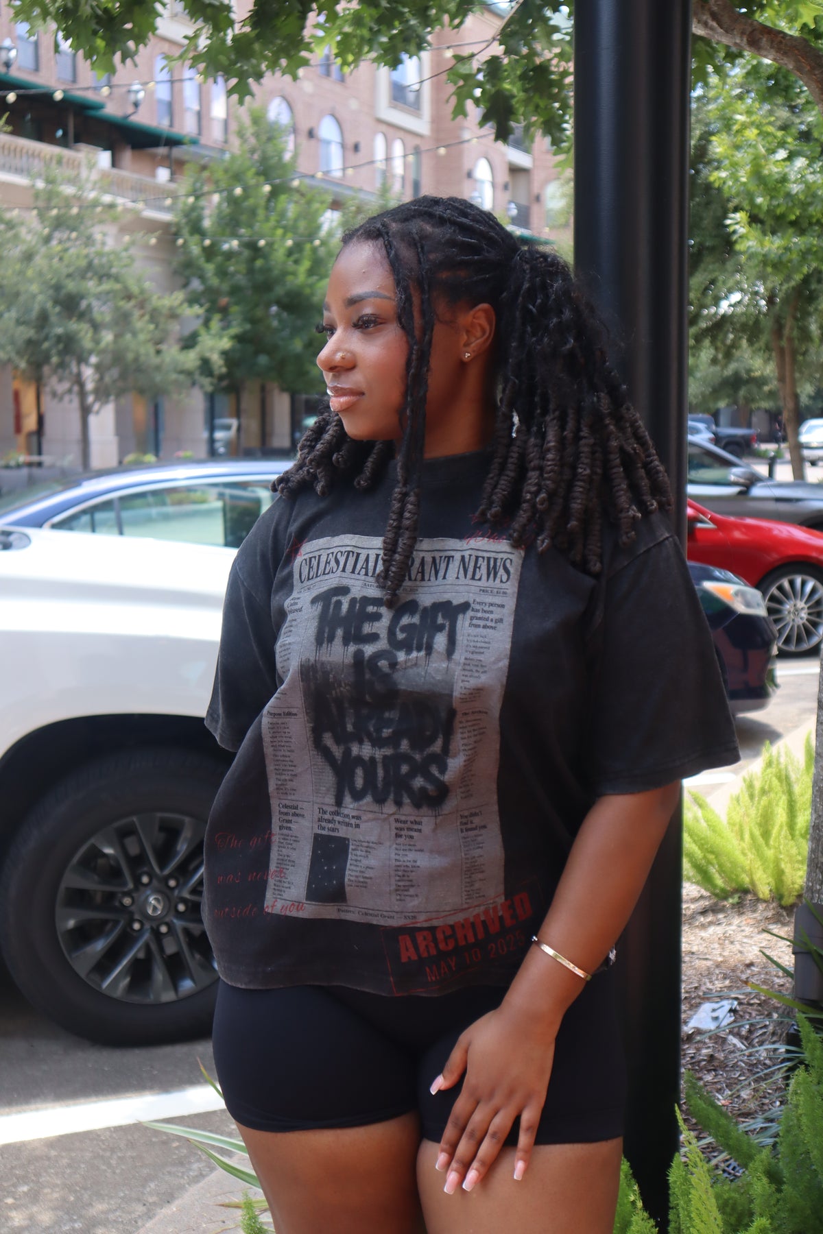 NEWSPAPER TEE (BLACK)